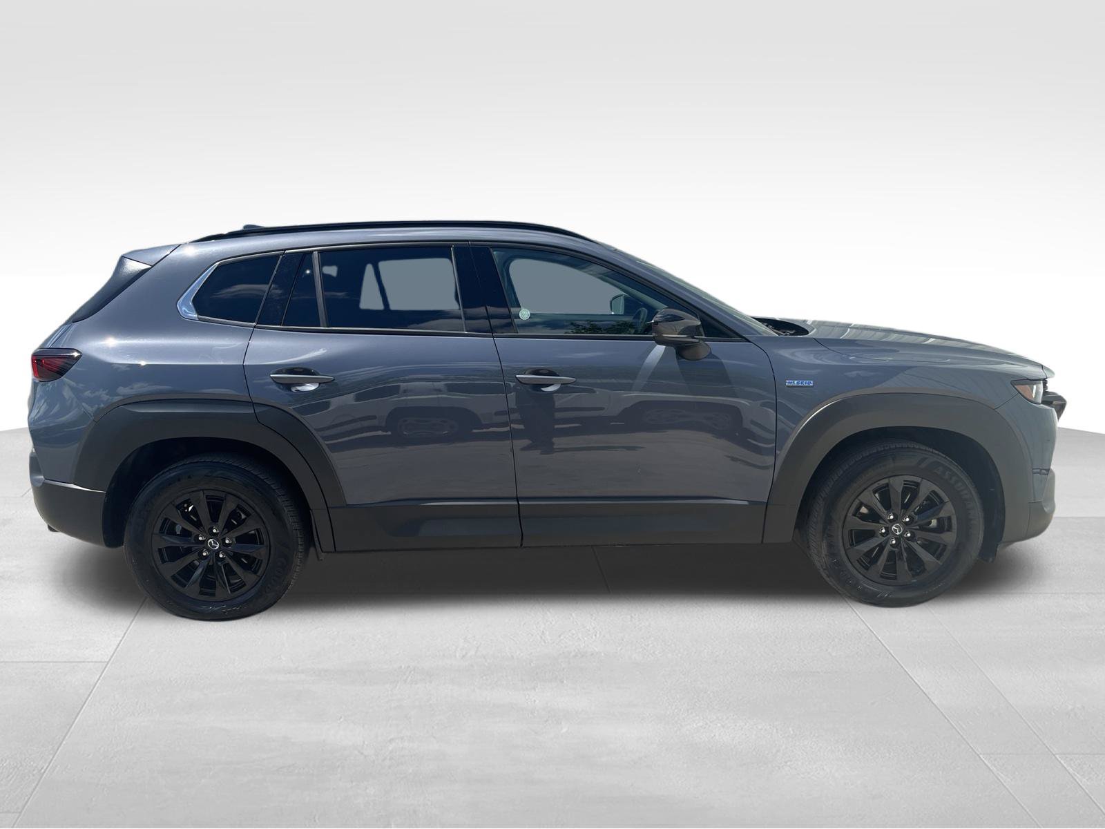 Used 2025 MAZDA CX-50 AWD 2.5 Hybrid w/ Premium Pkg image 5