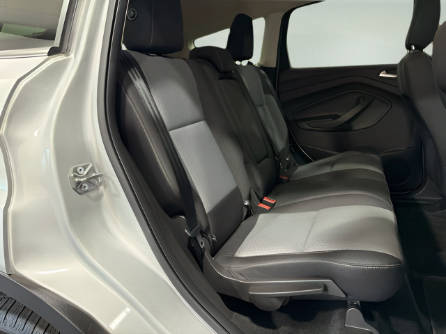 Used 2018 Ford Escape SE FWD image 31