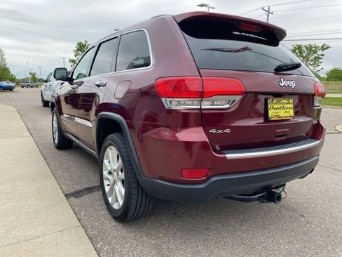 Used 2017 Jeep Grand Cherokee Limited w/ Luxury Group II AWD/4WD image 7