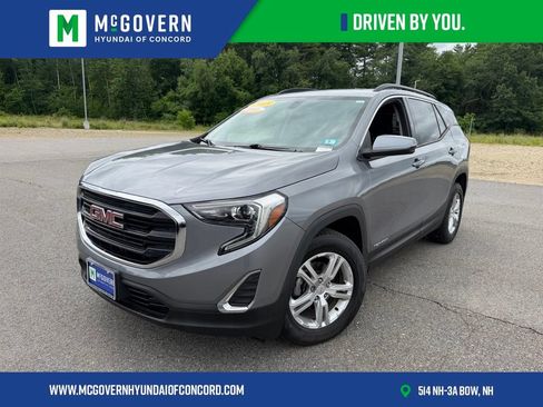 Used 2018 GMC Terrain SLE w/ Driver Convenience Package AWD/4WD image 1