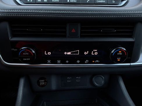 Used 2026 Nissan Rogue SV FWD image 28