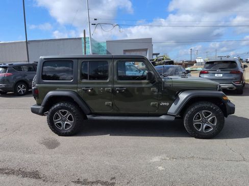Used 2021 Jeep Wrangler Unlimited Sport S image 9