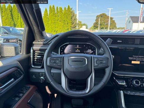 New 2026 GMC Sierra 2500 Denali Ultimate AWD/4WD image 13