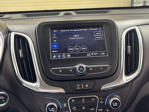 Used 2024 Chevrolet Equinox LT AWD/4WD image 20