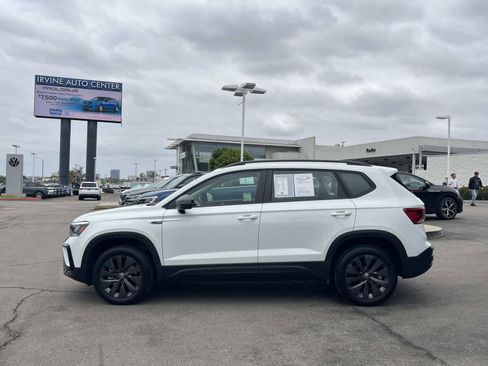 Certified 2023 Volkswagen Taos S FWD image 2