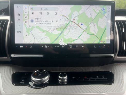 New 2026 Ford Expedition Max Active image 4