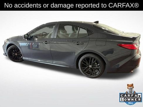 Used 2026 Toyota Camry SE FWD image 3