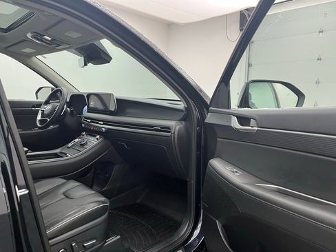 Used 2023 Hyundai Palisade Limited image 24