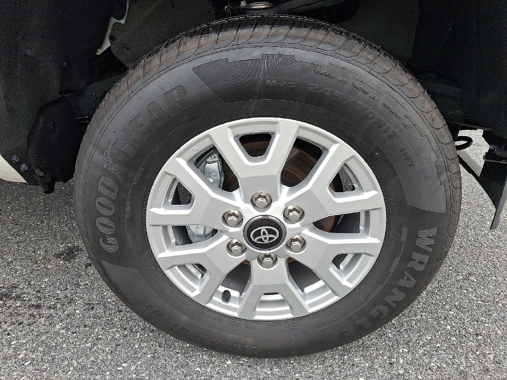 Used 2026 Toyota Tacoma SR RWD image 10