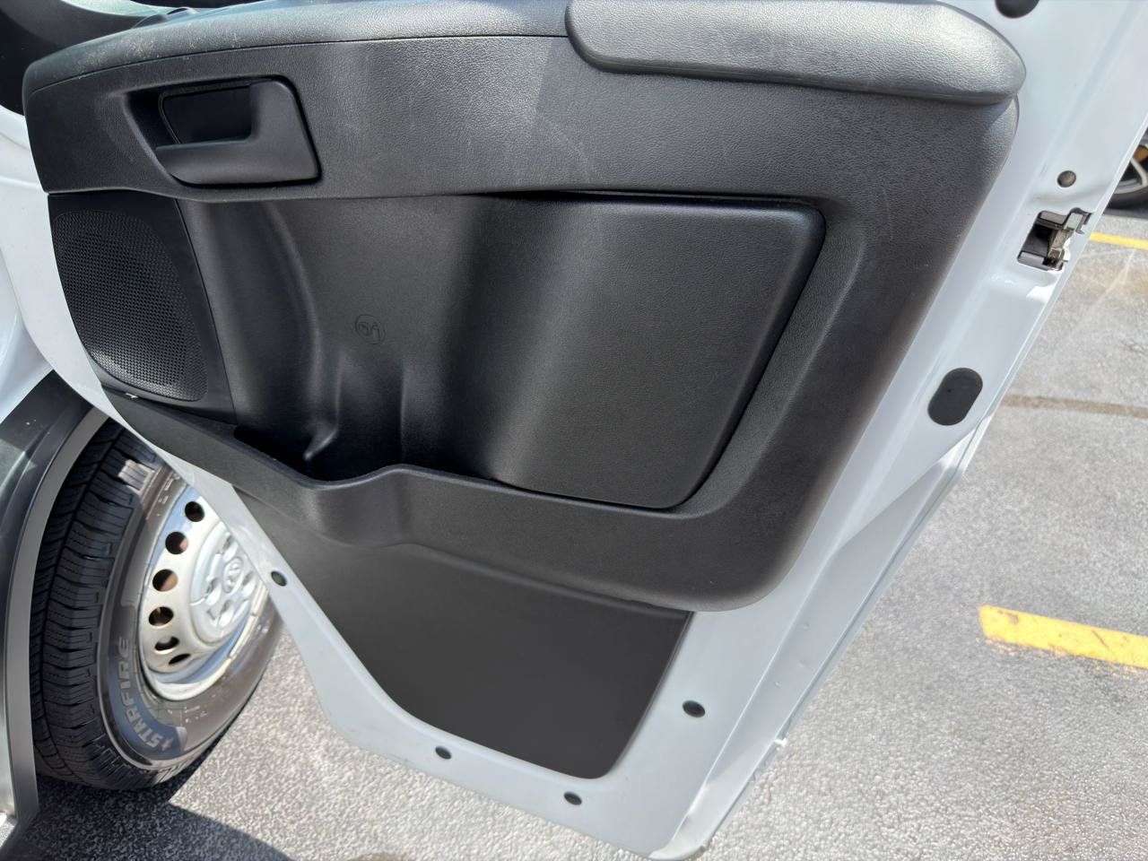 Used 2024 RAM ProMaster 2500 w/ Convenience Group FWD image 13