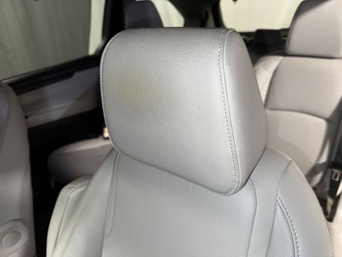 Used 2019 Honda Odyssey EX-L image 18