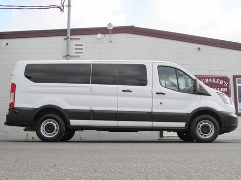 Used 2016 Ford Transit 350 XL RWD image 9