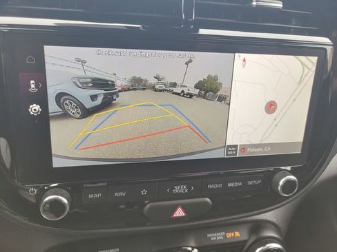 Used 2025 Kia Soul EX image 21