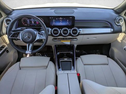 Certified 2025 Mercedes-Benz GLB 250 image 18
