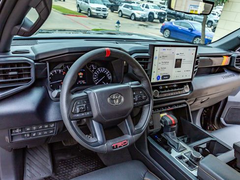Used 2026 Toyota Tundra SR5 AWD/4WD image 17