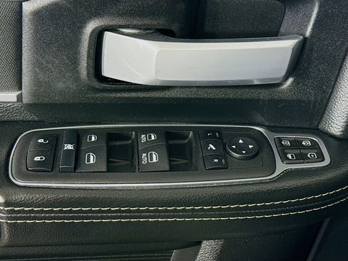 Used 2024 RAM 2500 Big Horn image 24