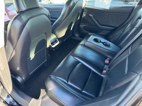 Used 2019 Tesla Model 3 image 21
