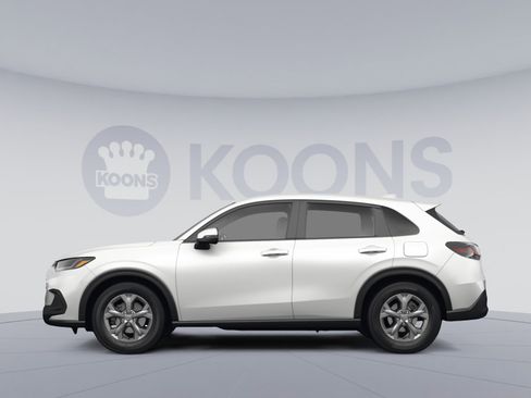 Used 2023 Honda HR-V LX image 2