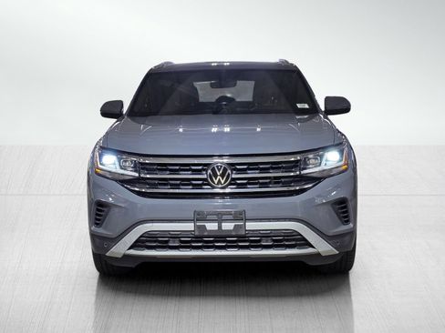 Used 2023 Volkswagen Atlas Cross Sport SE w/ Panoramic Sunroof Package AWD/4WD image 2