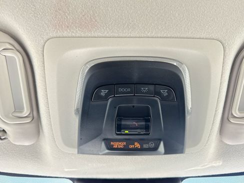 Used 2024 Toyota Corolla LE FWD image 28