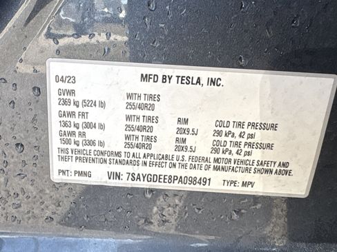 Used 2023 Tesla Model Y Long Range image 16