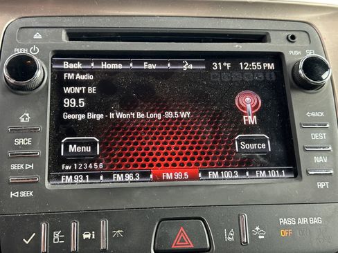 Used 2016 GMC Acadia Denali image 6