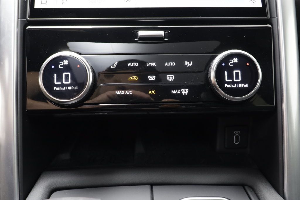 Certified 2026 Land Rover Discovery S AWD/4WD image 13