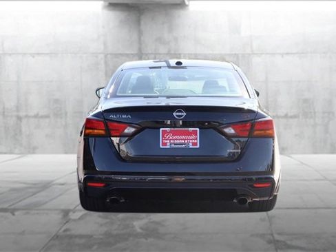 Certified 2024 Nissan Altima 2.0 SR image 6