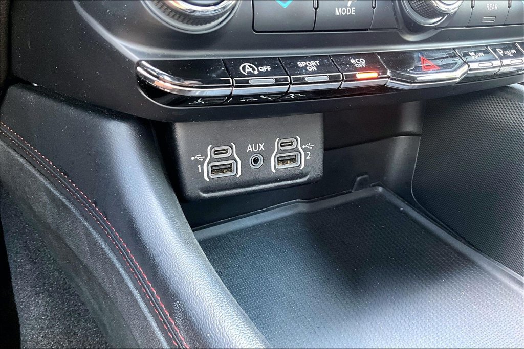 Used 2024 Dodge Durango GT AWD/4WD image 16