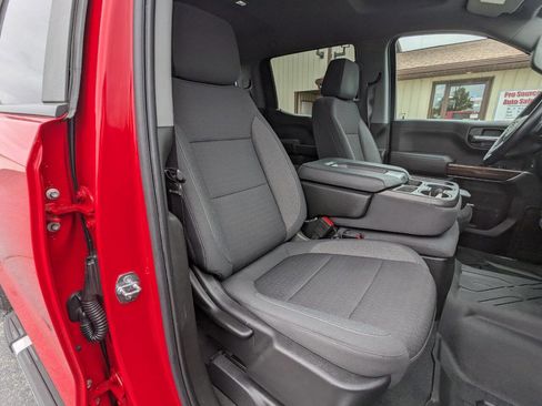 Used 2022 Chevrolet Silverado 1500 LT w/ Bed Protection Package image 14