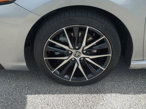 Used 2023 Toyota Camry SE w/ Convenience Package FWD image 12