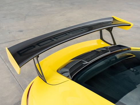 Used 2018 Porsche 911 GT2 RS RWD image 33