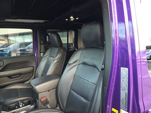 Used 2023 Jeep Wrangler Unlimited Sahara w/ Cold Weather Group image 14