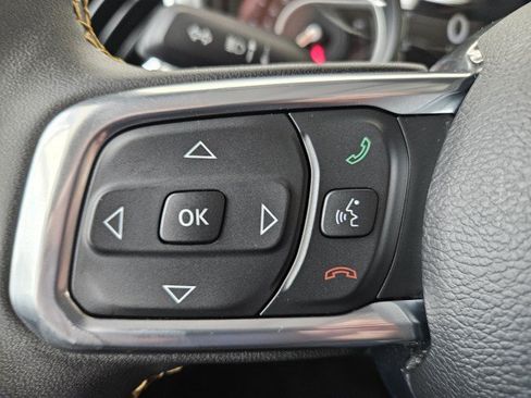 Used 2024 Jeep Wrangler Unlimited Sahara AWD/4WD image 27