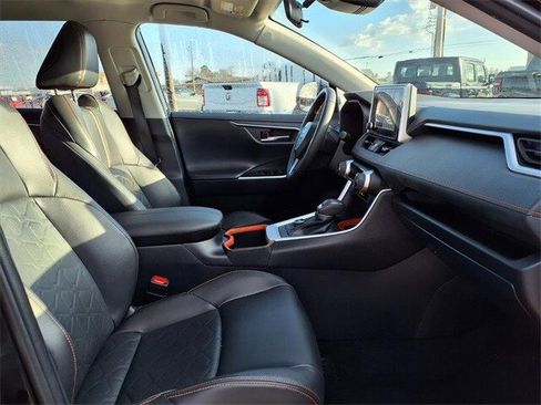 Used 2024 Toyota RAV4 Adventure image 16