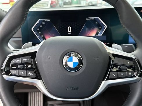 Used 2025 BMW 330i xDrive Sedan w/ Premium Package AWD/4WD image 10