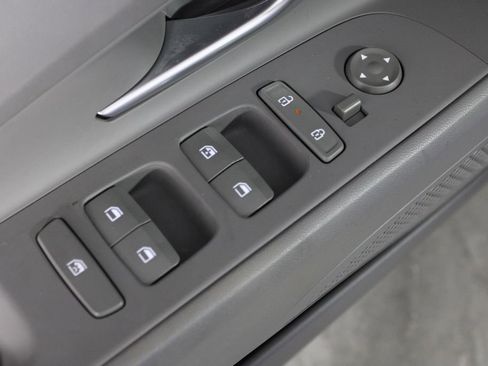 Certified 2024 Hyundai Elantra SEL FWD image 23