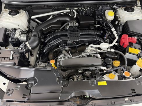 Certified 2024 Subaru Crosstrek 2.0i Premium w/ Crosstrek Mirror Package image 11