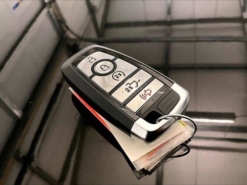 Used 2024 Ford F350 Lariat w/ Lariat Ultimate Package image 9