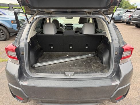 Used 2020 Subaru Crosstrek 2.0i Premium w/ Moonroof Package 2 AWD/4WD image 32