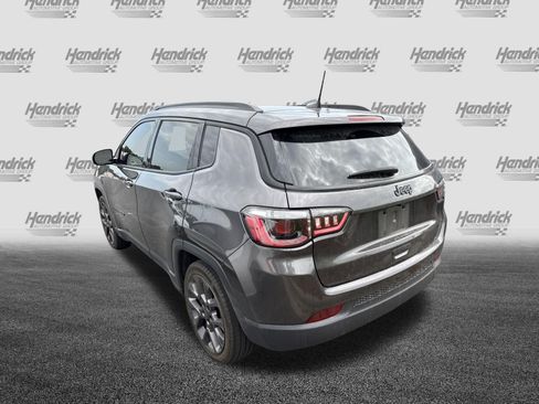 Used 2021 Jeep Compass Latitude w/ Sun and Sound Group FWD image 8