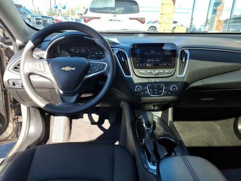 Used 2024 Chevrolet Malibu LT FWD image 6