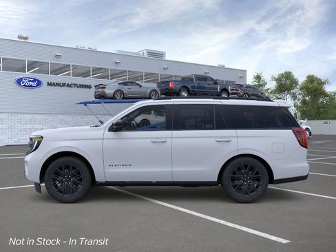 New 2026 Ford Expedition Platinum image 3
