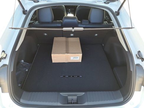 New 2026 Toyota Prius Plug-In Hybrid image 6