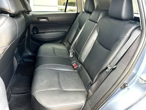 Used 2022 Toyota Corolla Cross XLE w/ Convenience Package FWD image 19