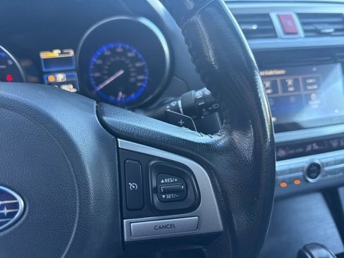 Used 2017 Subaru Outback 2.5i Limited image 19