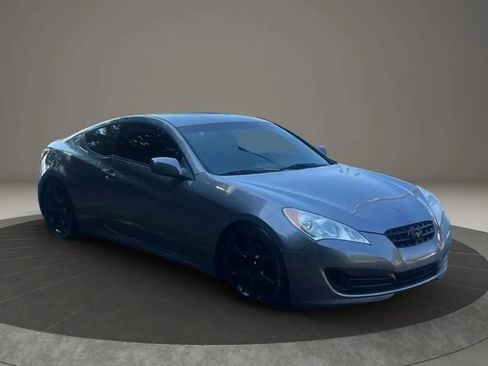 Used 2011 Hyundai Genesis 2.0T image 9