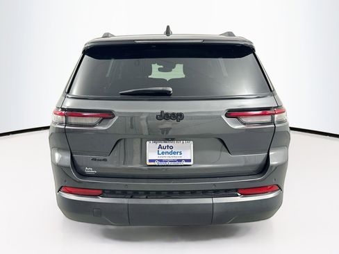 Used 2023 Jeep Grand Cherokee L Laredo image 6