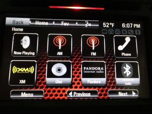 Used 2015 GMC Acadia SLE image 18