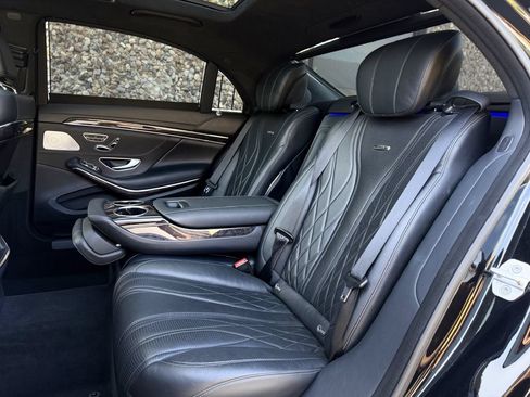 Used 2015 Mercedes-Benz S 63 AMG 4MATIC Sedan image 26
